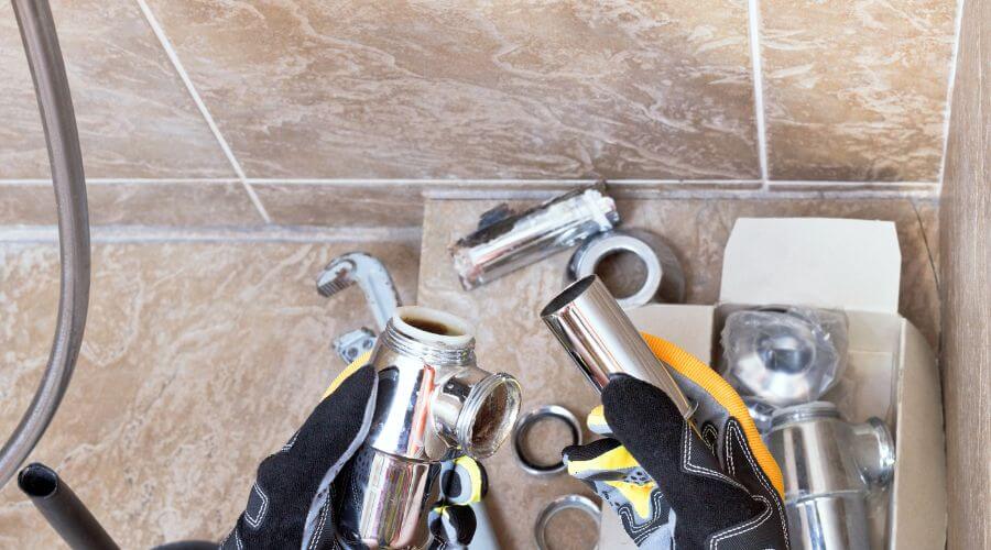 Professional gutter cleaning in Gum Spring, VA